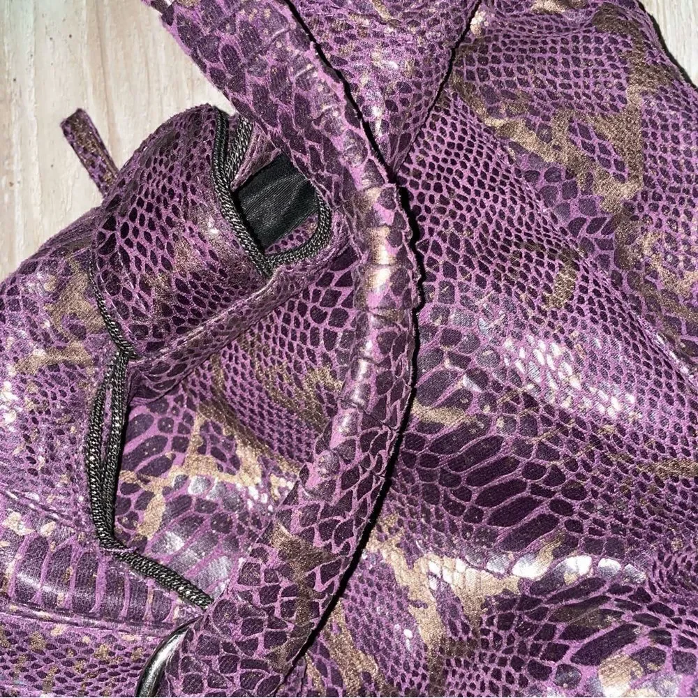 MARK bag by Avon snakeskin purple metallic pattern twisted short drop handle EUC